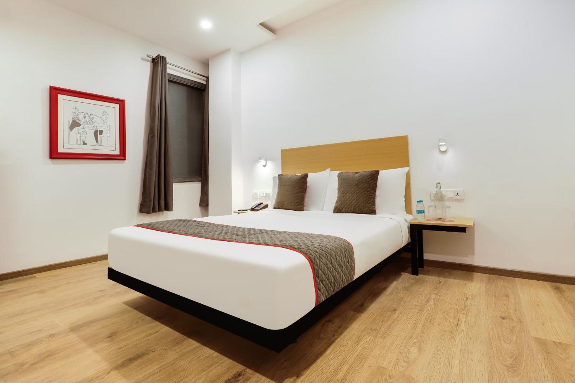 Super Townhouse Golden Avenue Road Hotel Amritsar Exterior photo